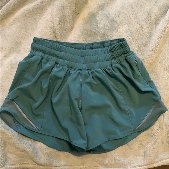 lululemon athletica Pants - Lululemon Hotty Hot short